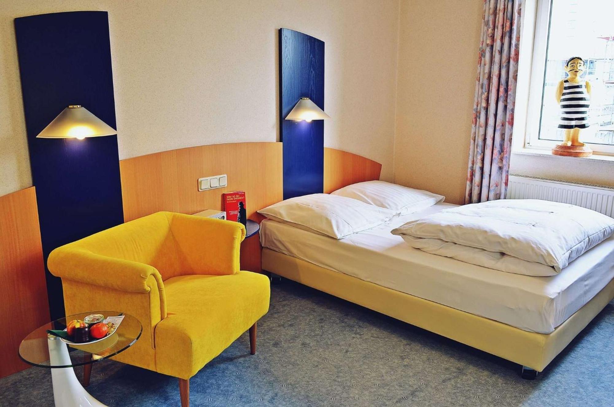 Retro - Art - Hotel Lünen Esterno foto
