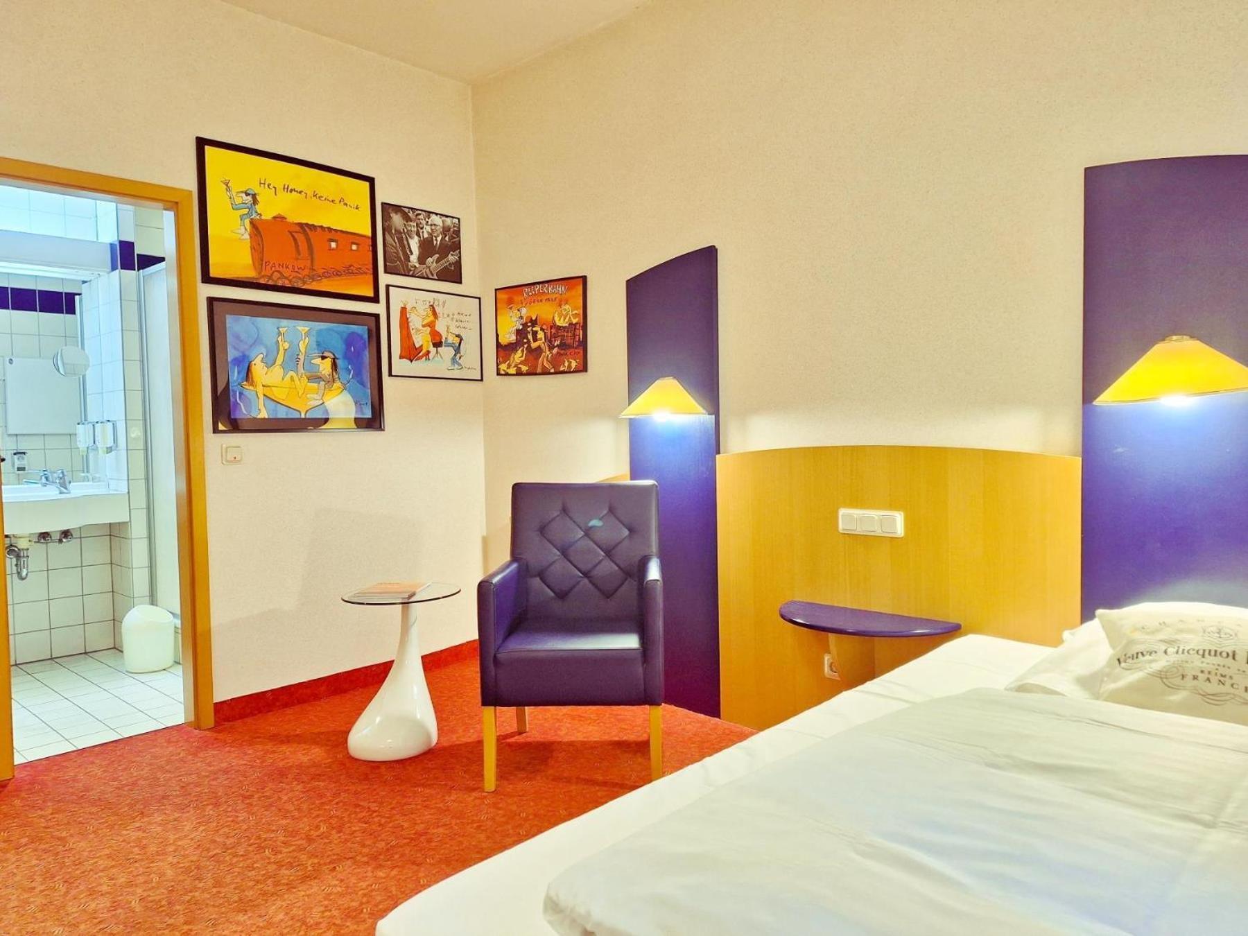 Retro - Art - Hotel Lünen Esterno foto